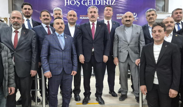 Destici: "Zalimlerin de sırası gelecek ve yaptıkları zulümlerin hesabını tek tek ödeyecekler"