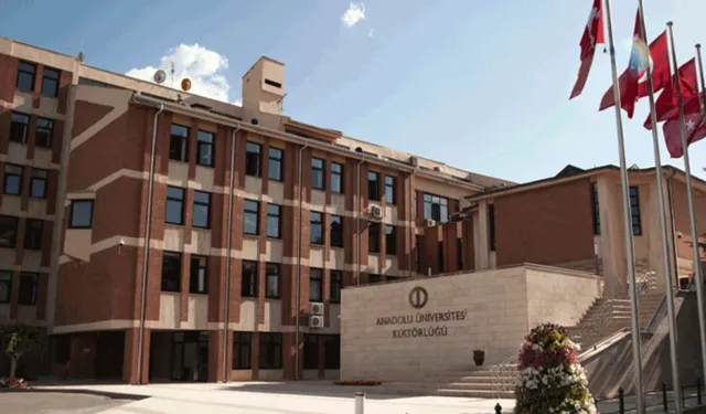 Anadolu Üniversitesi’nden yapay zekâ destekli eğitim projesi