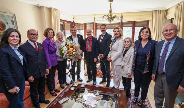 Özel’den Büyükerşen’e evinde ziyaret