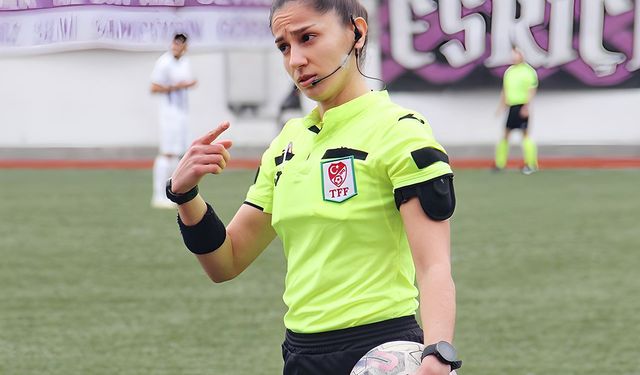 22 yıl sonra ilk kez bir kadın hakem orta hakem olarak görev yapacak