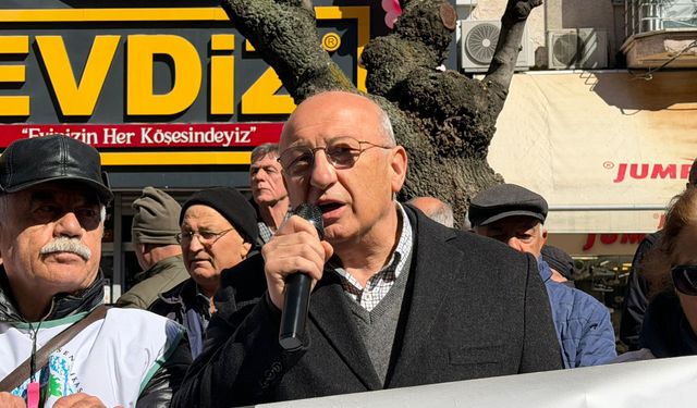 Çakırözer: “Emekliler bayrama yüzü gülerek giremiyor”