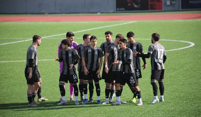 Anadolu Çoruh'luyu puansız gönderdi 2-1