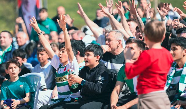 Yeşil-beyaz coşku dev ekrana taşındı