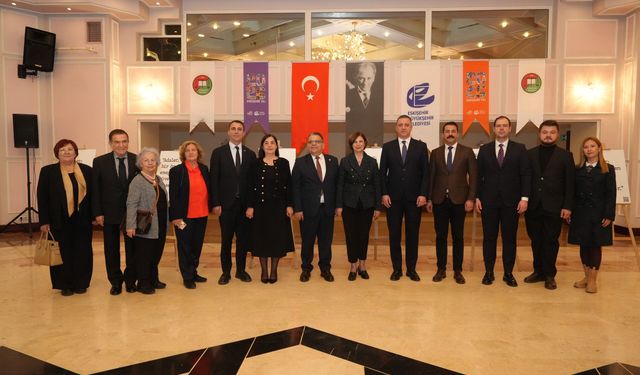 “26 Cümlede Adalet” sergisi Eskişehir’de açıldı
