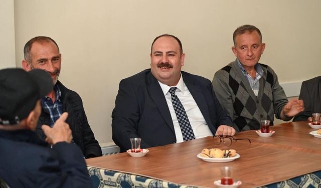 Başkan Hamamcı Yenice Mahallesi’nde incelemeler yaptı, talepleri yerinde dinledi