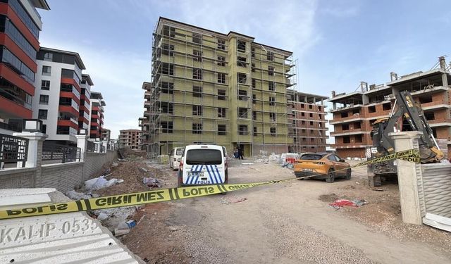 Eskişehir'de asansör boşluğuna düşen sıva ustası hayatını kaybetti