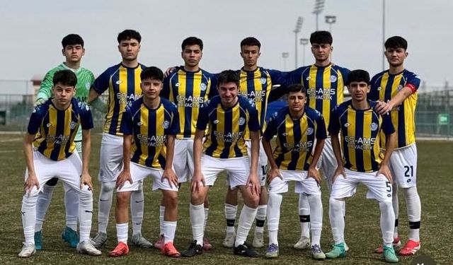 İdmangücü U 17'lerde sevindi 4-3
