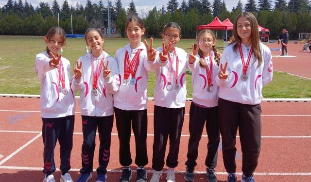 Atletler final biletini kaptı