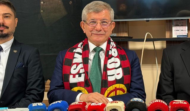 Davutoğlu Eskişehir’de konuştu: "Kaynak var ama yanlış yere gidiyor"