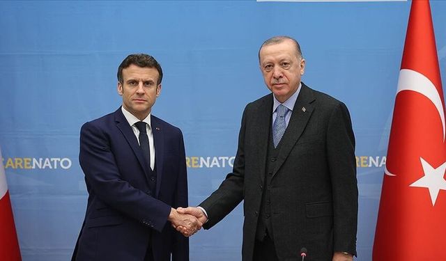Cumhurbaşkanı Erdoğan, Fransa Cumhurbaşkanı Emmanuel Macron ile telefon görüşmesi gerçekleştirdi
