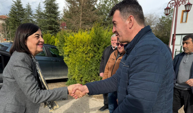 CHP’li Jale Nur Süllü’den Haydar Çorum’a gönderme: “Yunusemre kan kaybediyor!”