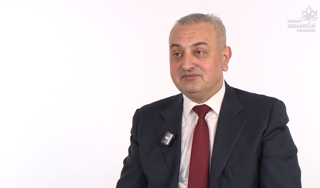 Prof. Dr. Murat Karacasu: “Kent içi trafik sorunlarının temel nedeni özel araç kullanımı”