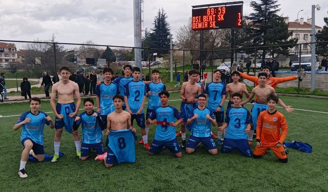 Lokomotif hedefine ulaştı