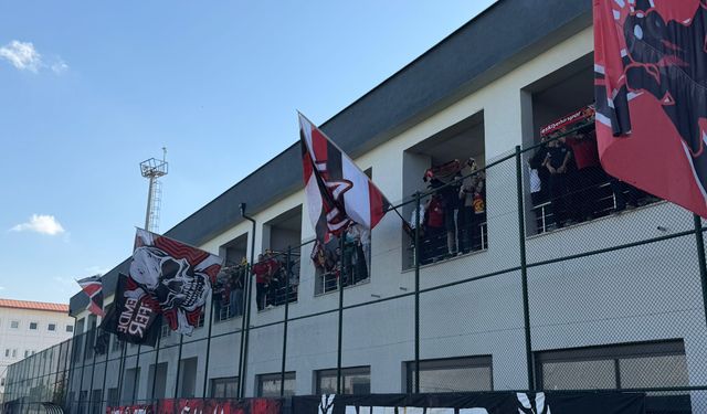 Eskişehirspor taraftarından takıma moral ziyareti