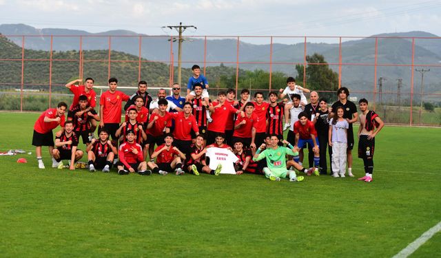 Es-Es'in U 19'ları fırtına gibi
