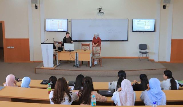 Anadolu Üniversitesi Türk Dili ve Kültürü Programı, Orta Asya'da yoğun ilgi gördü