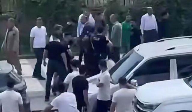 Bayram arefesinde akrabalar arası taşlı, sopalı ve bıçaklı kavga: 8 yaralı, 17 gözaltı