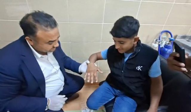 Parmağına yüzük sıkışan vatandaşın yardımına itfaiye amiri koştu