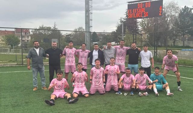 Es Efsane lideri devirdi 4-2