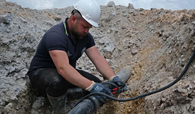 Yaşar Kemal Caddesi’ne 2.8 kilometrelik içme suyu hattı