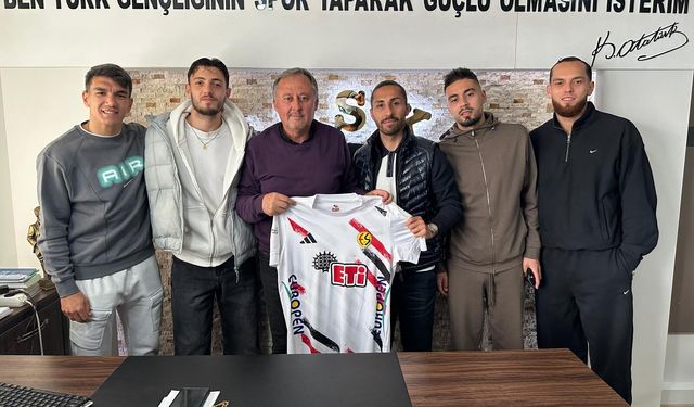 Eskişehirsporlu futbolcular EASKF'yi ziyaret etti