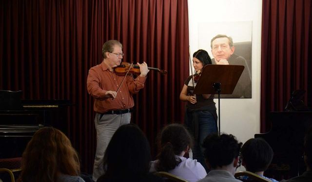 Keman Masterclass’ında ustadan önemli dokunuşlar