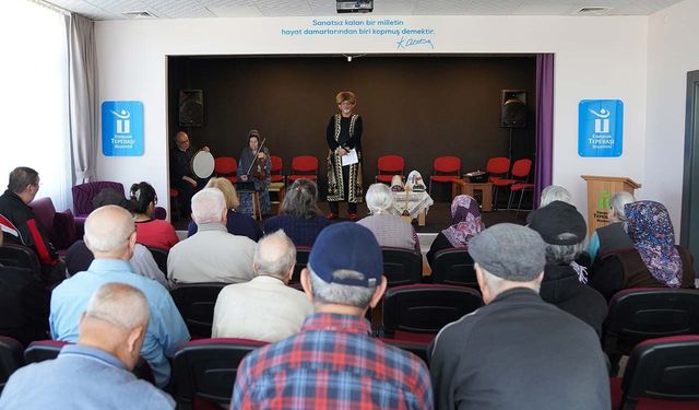 “Dede Korkut Hikayeleri” tiyatro oyunu beğeni topladı
