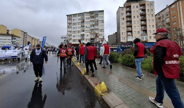 Eskişehir 1 Mayıs kutlamalarında DİSK alanı terk etti