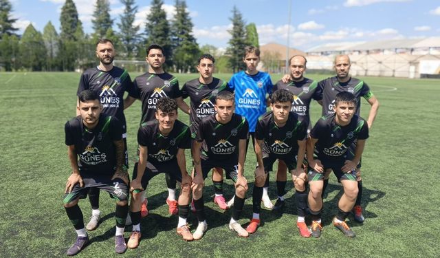Gökmeydan bir puanı kaptı 2-2