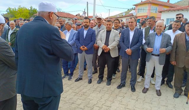 MHP Eskişehir teşkilatı Büğdüz’de yağmur duasına katıldı