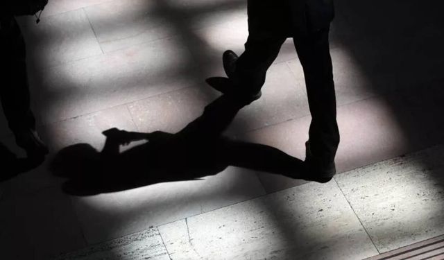 Eski CIA ajanına evinden çıkan servet sonrası tutuklama