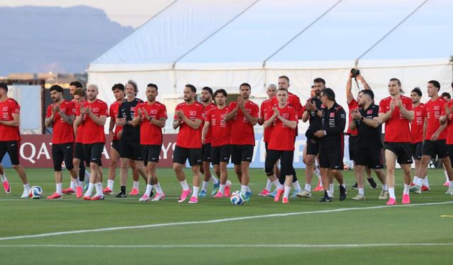 A Milli Futbol Takımı, Arizona'daki ilk antrenmanını taraftara açık yaptı