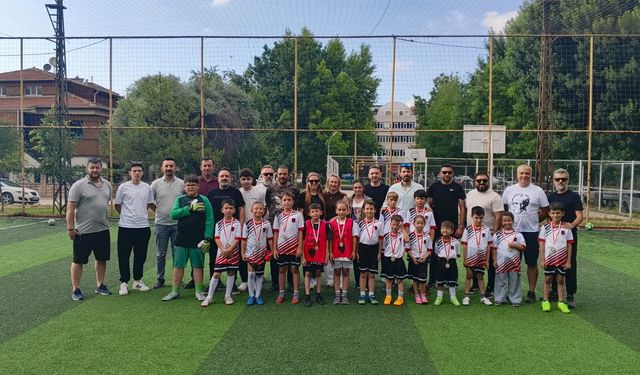 Mihalıççık Eskişehirgücü'nde alt yapıda işler yolunda