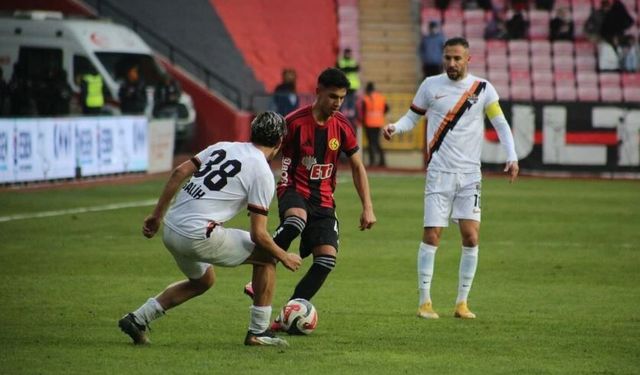 Kaan Kahraman kampa katılacak