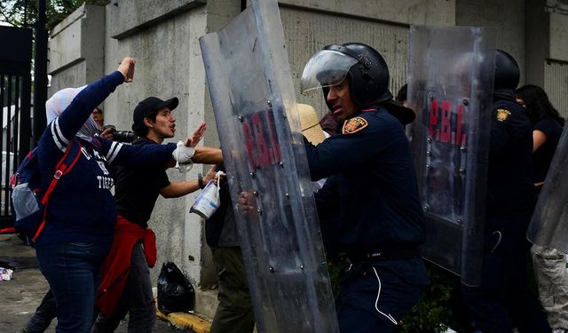 Dünya Kupası’nda açılış maçı öncesi şiddet: Azteca Stadyumu çevresinde çatışma