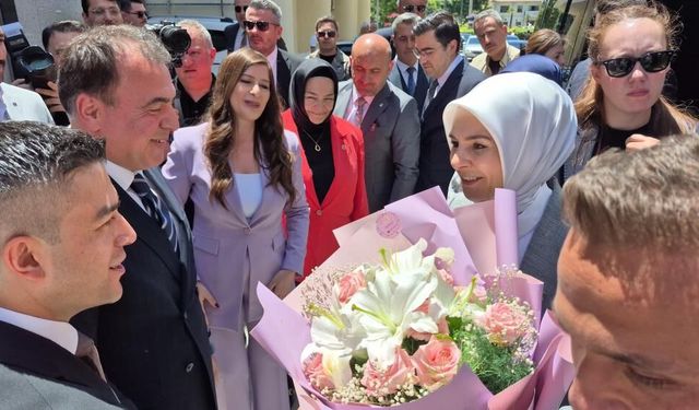Bakan Göktaş'tan MHP Eskişehir İl Başkanlığı'na ziyaret