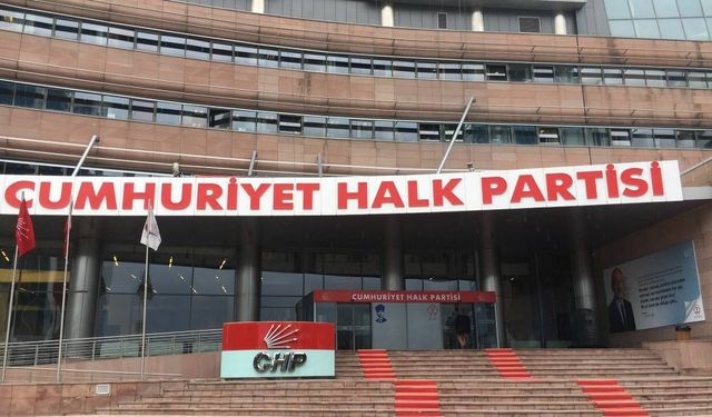 CHP İstanbul'da deprem! İl yönetimi ve 36 ilçe başkanı istifa etti