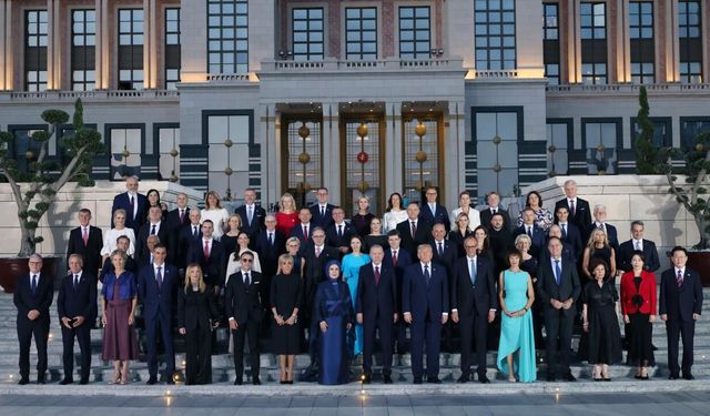 Ankara'daki NATO Zirvesi dünya basınının manşetlerinde yer aldı