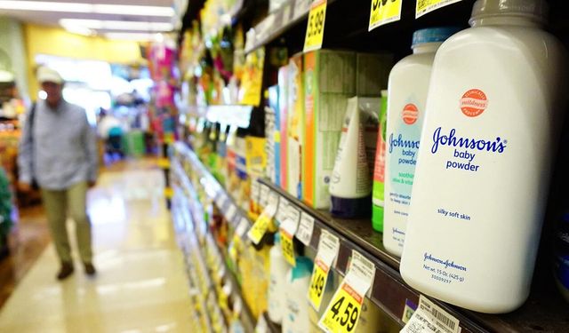 Johnson & Johnson pudra davasında 5,5 milyar dolarlık uzlaşma teklif etti