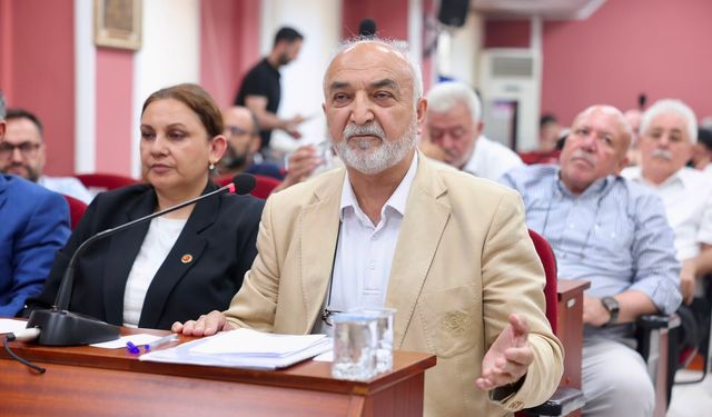 AK Partili Kepez: "Odunpazarı Belediyesi CHP İl Binasına dönüşmesin"