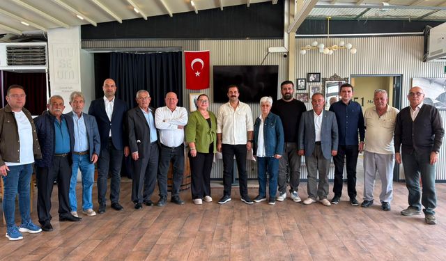 CHP Eskişehir'in Seçilmiş İlçe Başkanları istifa etti