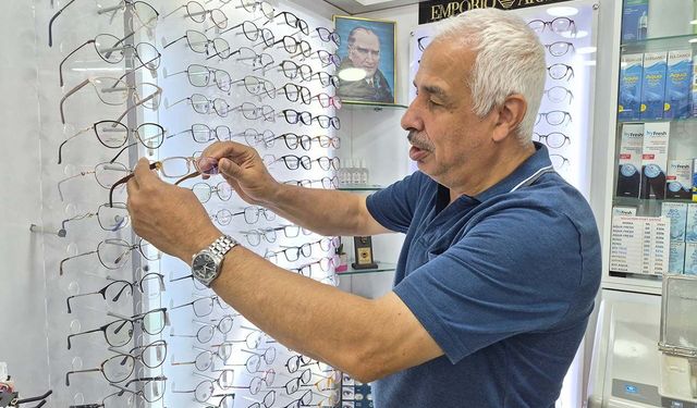 Eskişehirli gözlükçü uyardı: Sahte güneş gözlükleri göz sağlığını tehdit ediyor