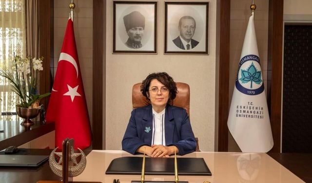 ESOGÜ Rektörü Gümüşsoy'un 30 Ağustos Zafer Bayramı mesajı