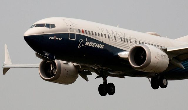FAA yüzlerce Boeing 737 Max uçağında çatlak incelemesi istedi
