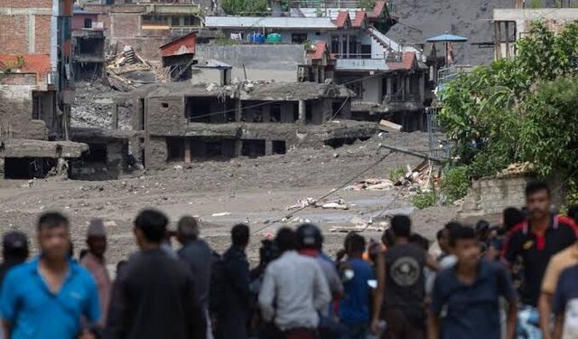 Nepal’deki sel felaketinde hayatını kaybedenlerin sayısı 626’ya yükseldi