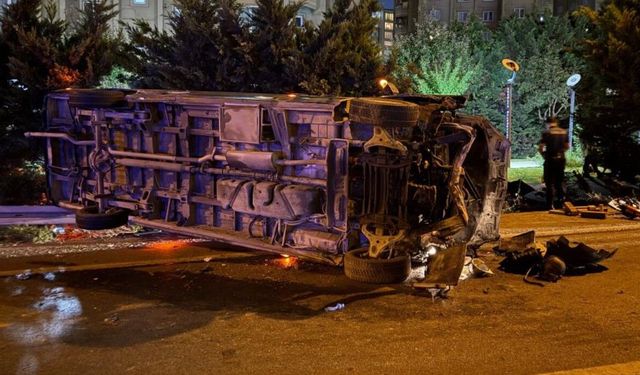 Esenler’de makas atan minibüs zincirleme kazaya neden oldu: 1 ölü, 5 yaralı