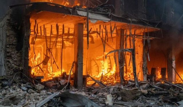 Rusya, Kiev yakınlarında mühimmat deposu vurdu: 27 ölü, 42 yaralı