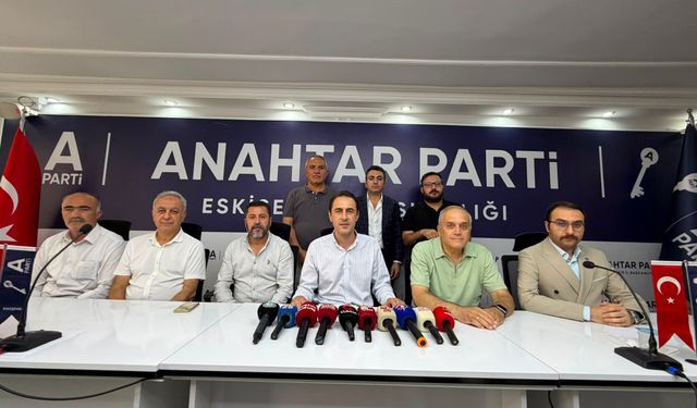 Anahtar Parti’den Eskişehir Demirspor çıkışı: “96 yıllık kulüp kaderine terk edilemez”