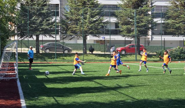 Minik futbolcular Odunpazarı’nda turnuva heyecanı yaşadı
