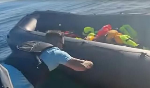 Aşırı sağcı aktivist Manş Denizi'nde göçmen botunu bıçakladı